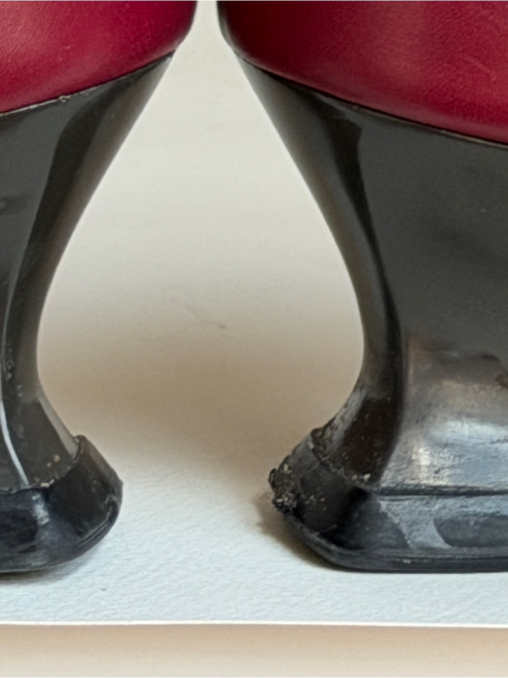 John Fluevog Gracias Cherry Size 10 - Picture 14 of 16